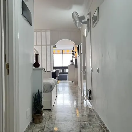 Apartment Don Paco - Fantastic Beachfront Apartment, *