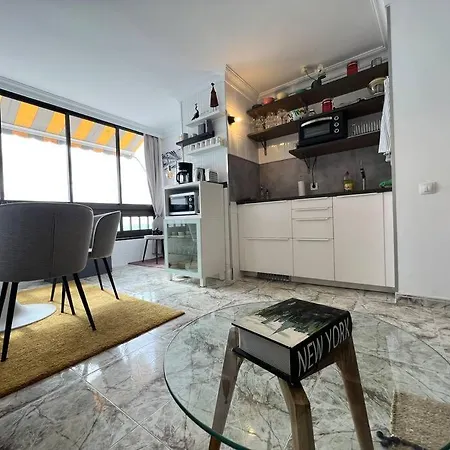 Apartment Don Paco - Fantastic Beachfront Apartment,