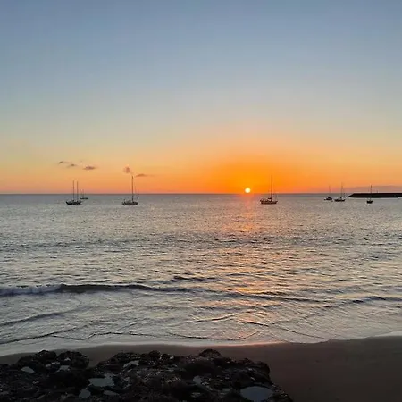 Don Paco - Fantastic Beachfront Apartment, Patalavaca