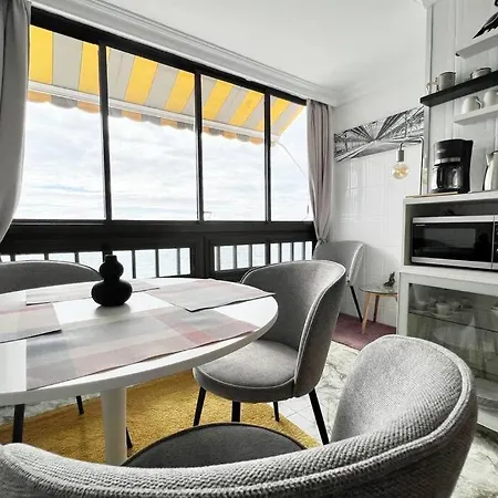 Don Paco - Fantastic Beachfront Apartment, Apartment